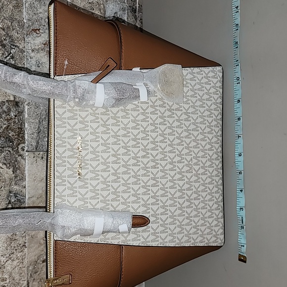 Michael Kors Brown and Cream Tote Bag Brand New - Picture 9 of 10